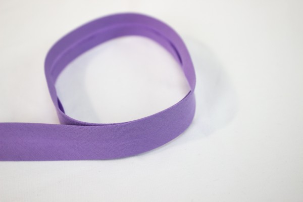 Elastisches Schrägband vorgefalzt flieder