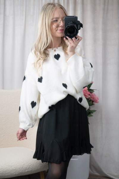 Oversize Pullover Herzen schwarz