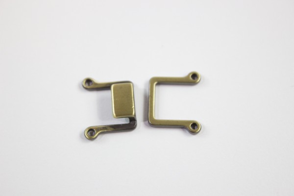 Haken und Öse altgold 20mm Metall
