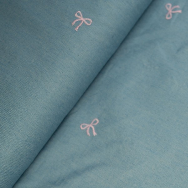 Jeans Denim Chambrai Stickerei Schleifen blau