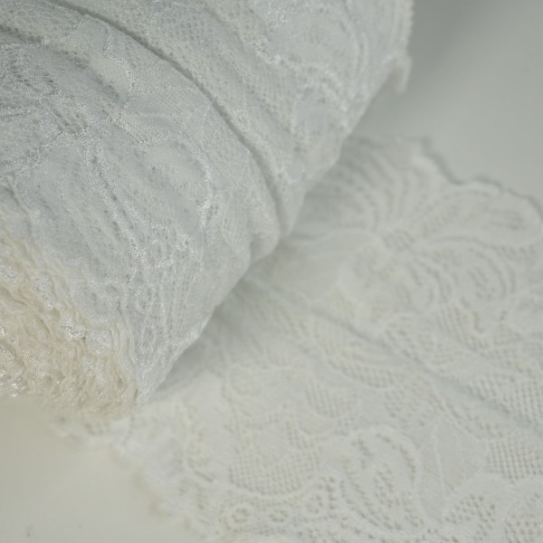 Elastische Spitzenborte 15cm Lillie weiß